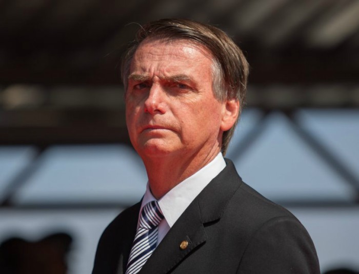 “Aguardemos muitas outras correções”, diz Bolsonaro sobre erro da PF no caso das joias