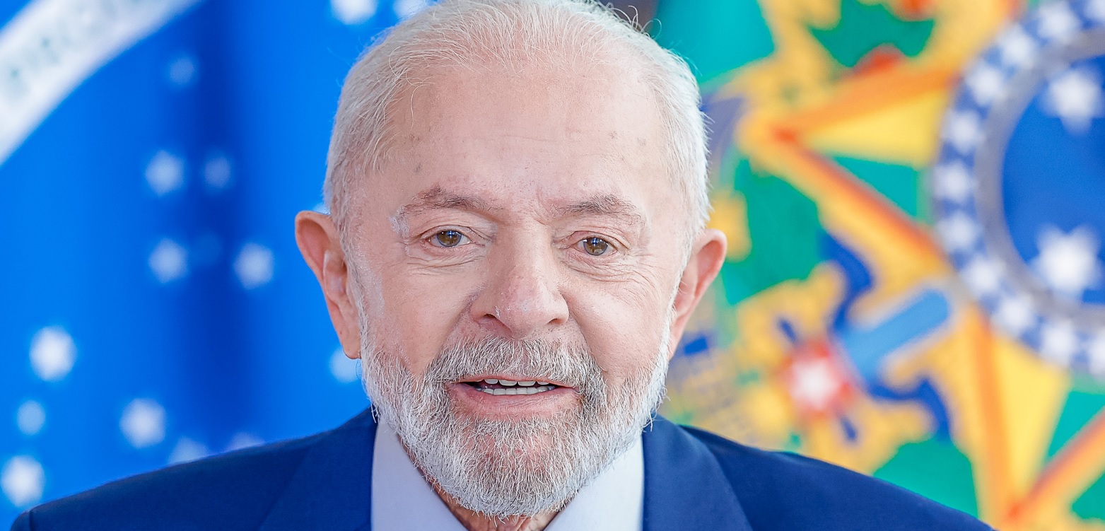 Lula sobre aumento do salário mínimo: “Brasileiro vai ficar mais bonitão e mais gordo”