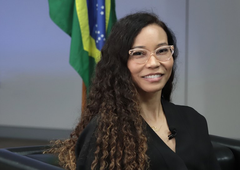 Secretária-executiva do Ministério dos Direitos Humanos, Rita Cristina de Oliveira, pede exoneração após saída de Silvio Almeida